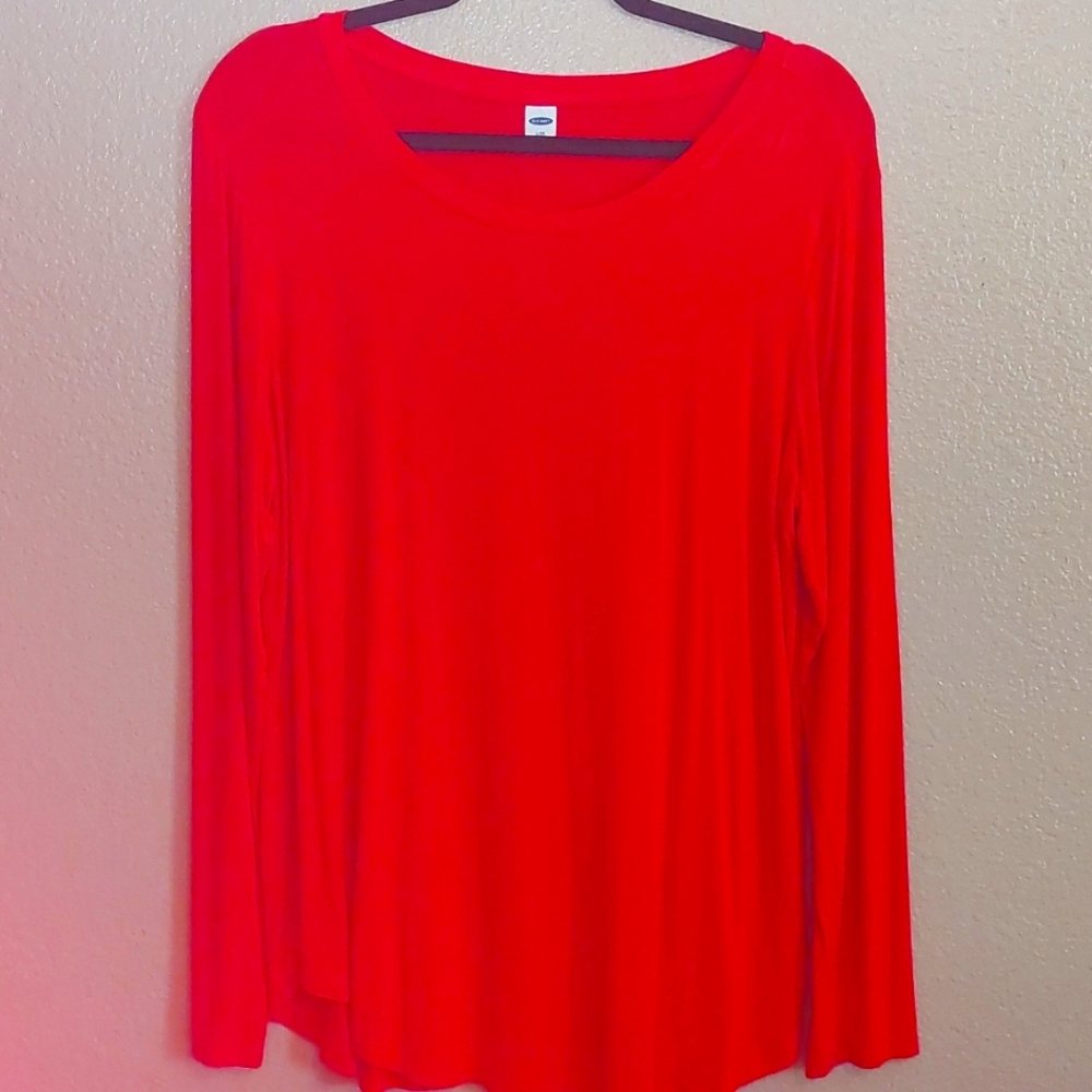 Old Navy long sleeve shirt
